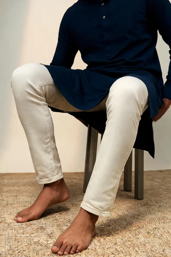 Cream_Cotton_Jeans_For_Men