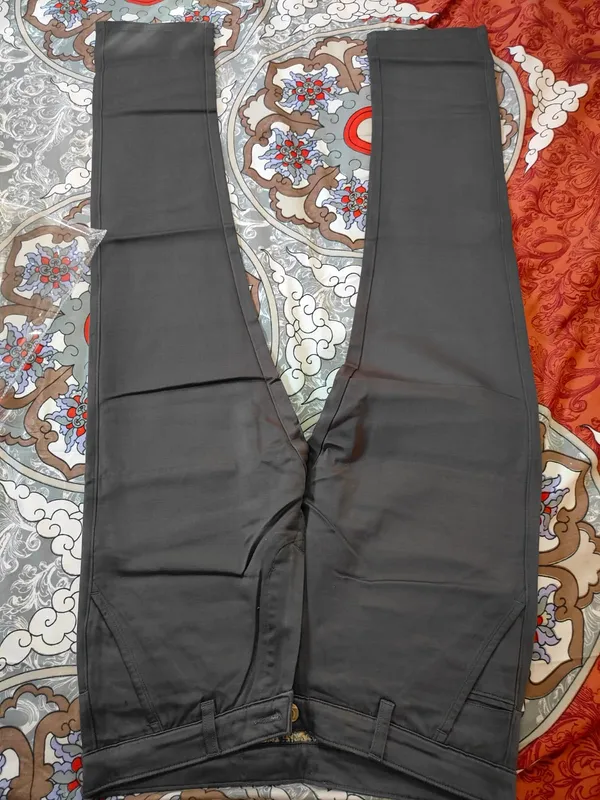 Grey_Polyester_Slim_Fit_Trousers_for_Men