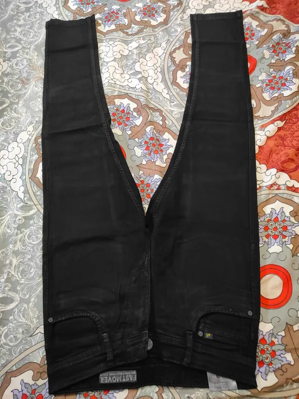Black_Denim_Slim_Fit_Jeans_for_Men