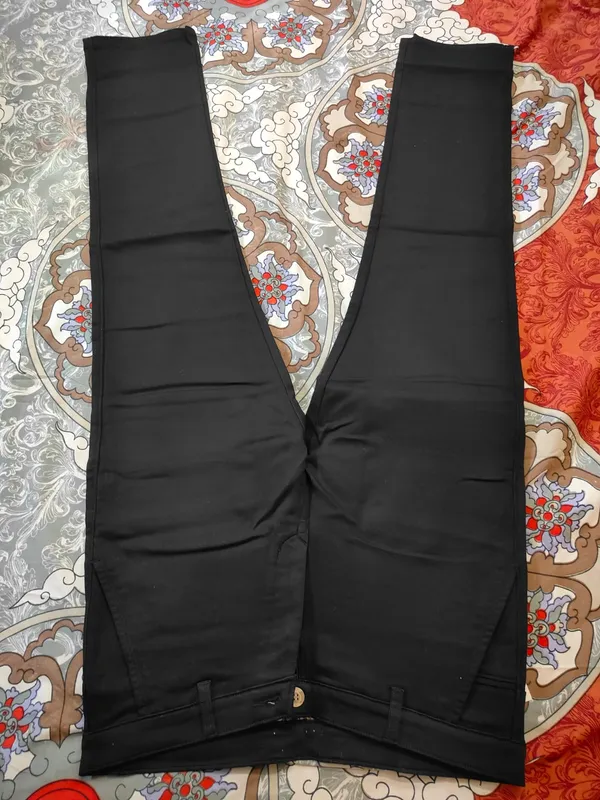 Black_Denim_Slim_Fit_Jeans_for_Men