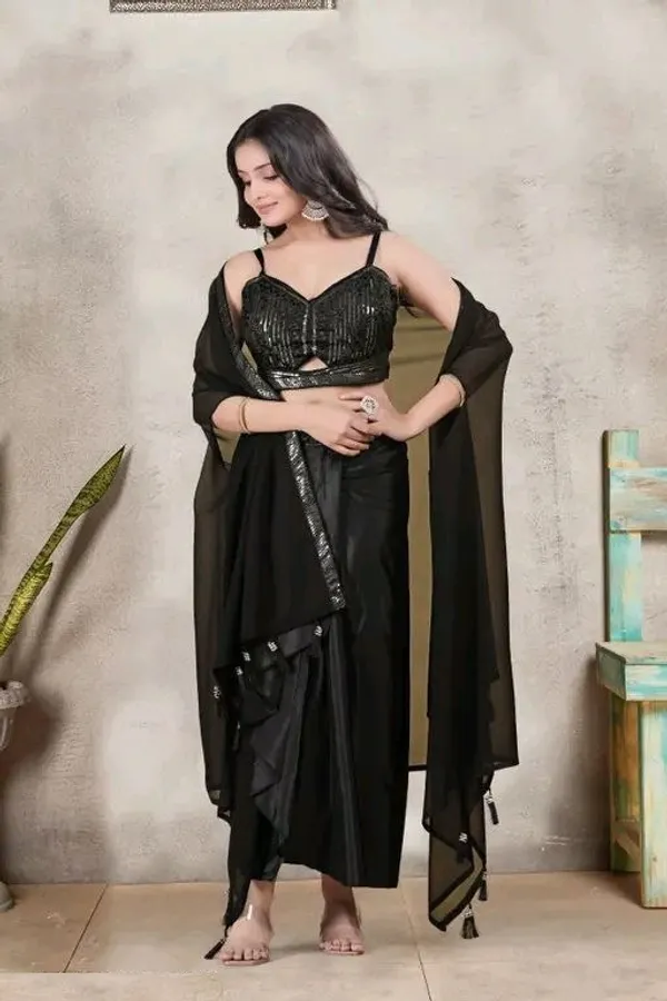 Black_Sequin_Lehenga_Choli_Set_For_Women
