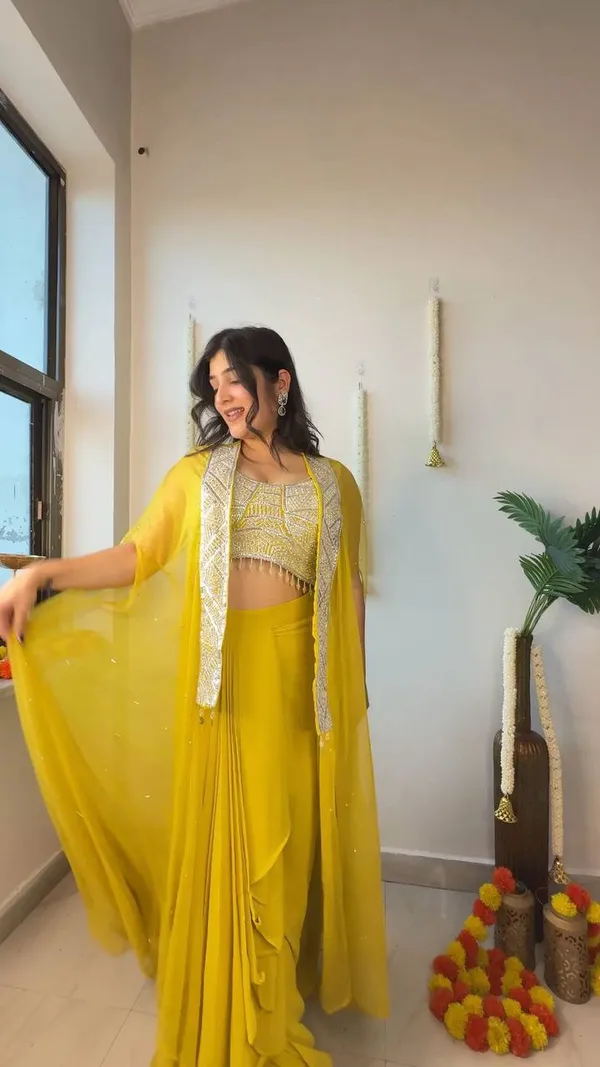 Yellow_Embroidered_Lehenga_Choli_Set_for_Women