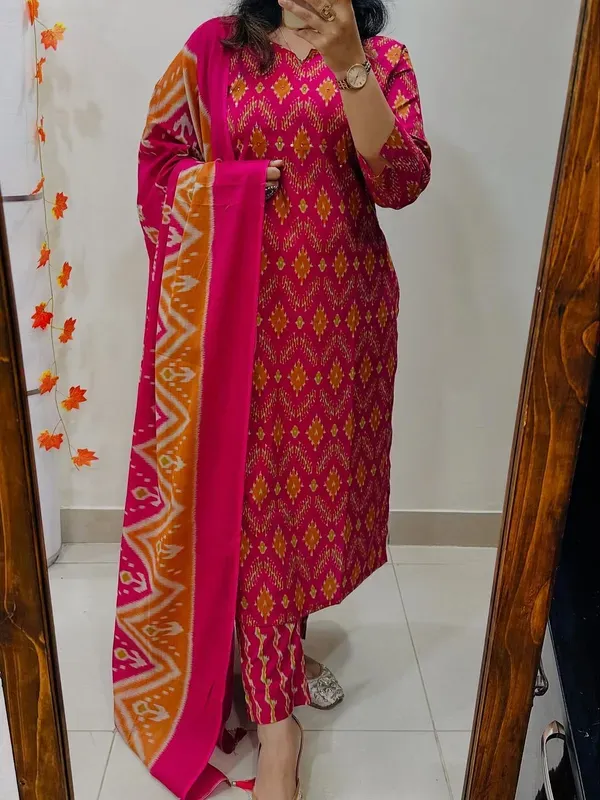 Women_Trendy_Rich_Cotton_Floral_Printed_Pink_Kurta_And_Pant_With_Dupatta