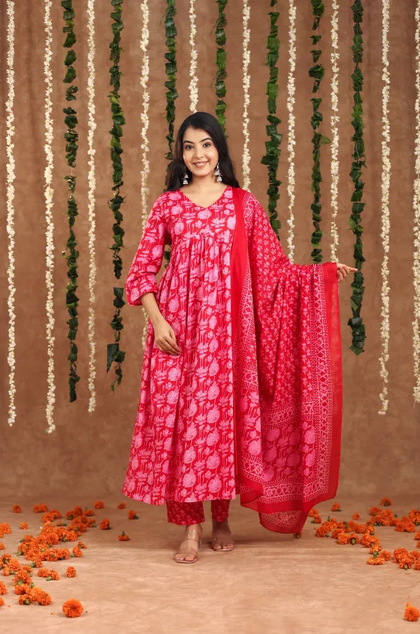 Women_Trendy_Dark_Pink_Cotton_Flower_Printed_Mirror_Worked_Kurta_And_Pant_W_More