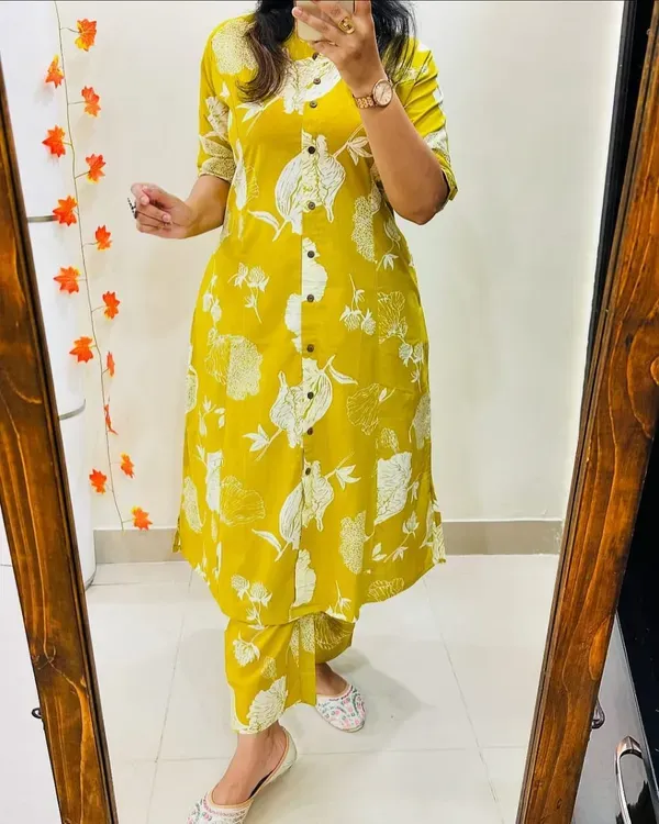 Women_Yellow_Floral_Fine_Printed_Cotton_Co_Ord_Set_Aline_Pattern_Paried_Wit_More