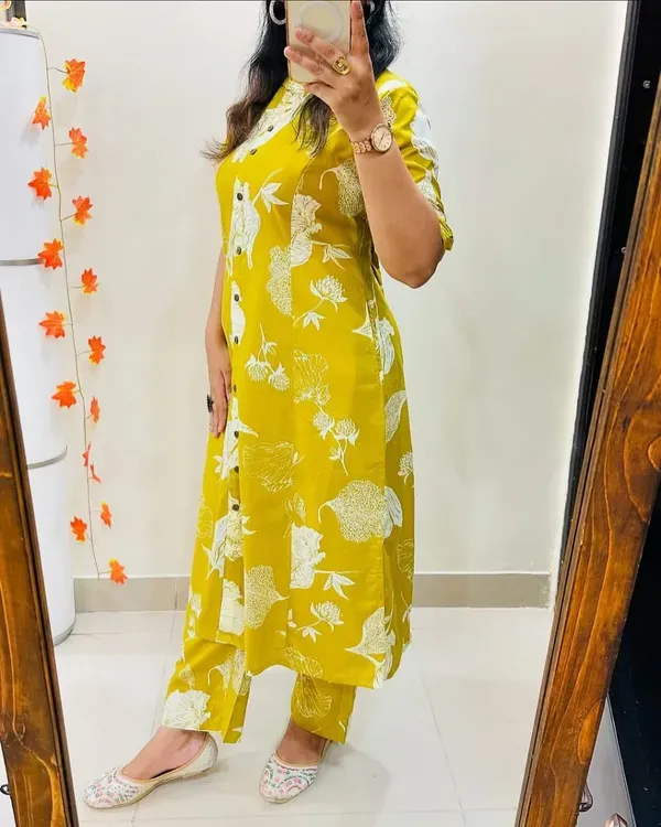 Women_Yellow_Floral_Fine_Printed_Cotton_Co_Ord_Set_Aline_Pattern_Paried_Wit_More