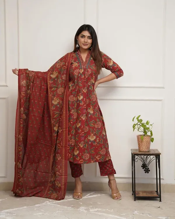 Red_Women_Beautiful_Cotton_Flower_Printed_Neckline_Worked_Kurta_And_Palazzo_More