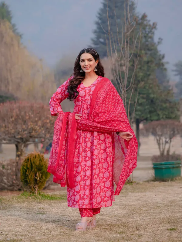 Women_Trendy_Dark_Pink_Cotton_Flower_Printed_Mirror_Worked_Kurta_And_Pant_W_More