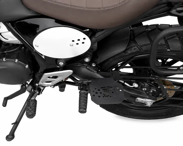Triumph_400x_Pillion_Footrest_Set