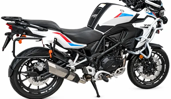 Benelli_TRK_502_Motorcycle_Center_Stand