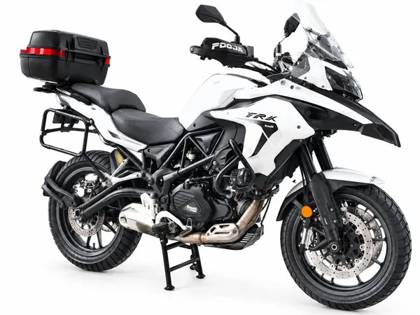 Benelli_TRK_502_Motorcycle_Center_Stand