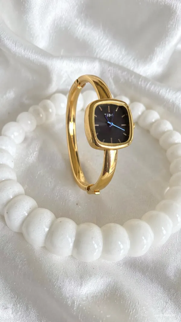 Kada_Vintage_Watch_Square_Dial_Black