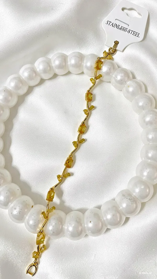 Tulip_Bracelet_Gold