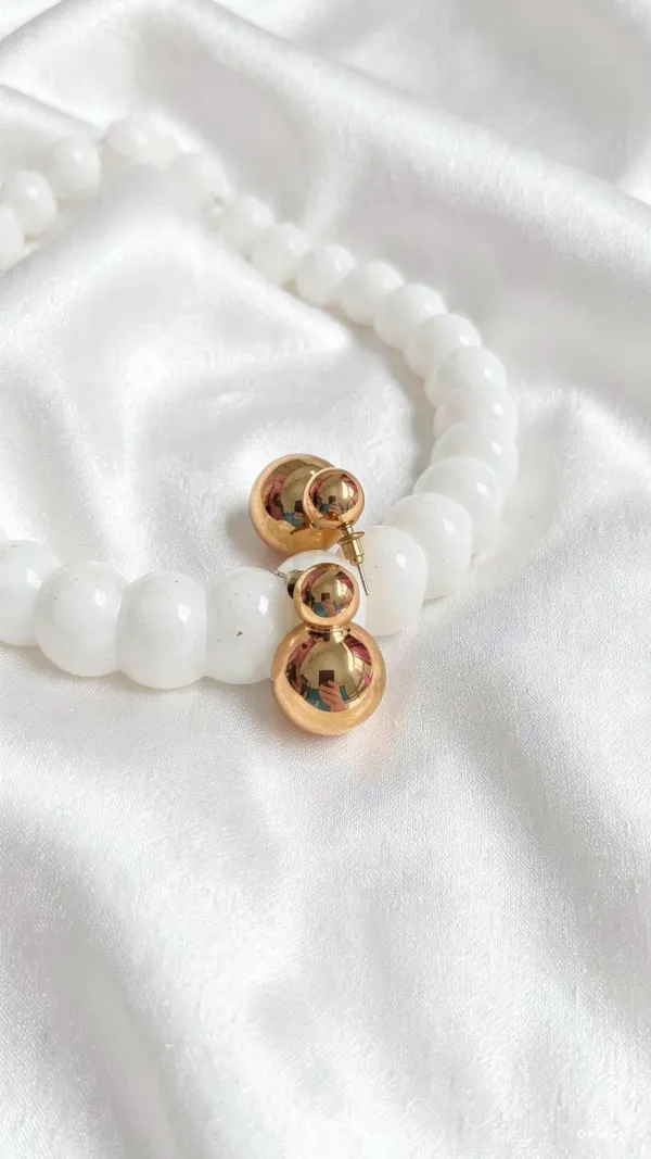 Elegant_Hoops_Small_Hoops_Korean_Hoops_Round_Lux_Earrings_Round_Lux_Earrings_Teddy_Earrings_Geometric_Lux_Earrings_Water_Drop_Earrings_Set_Of_7_Combo