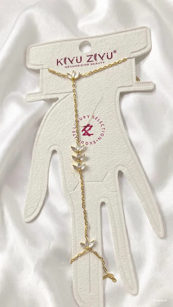 Dainty_Hand_Chain