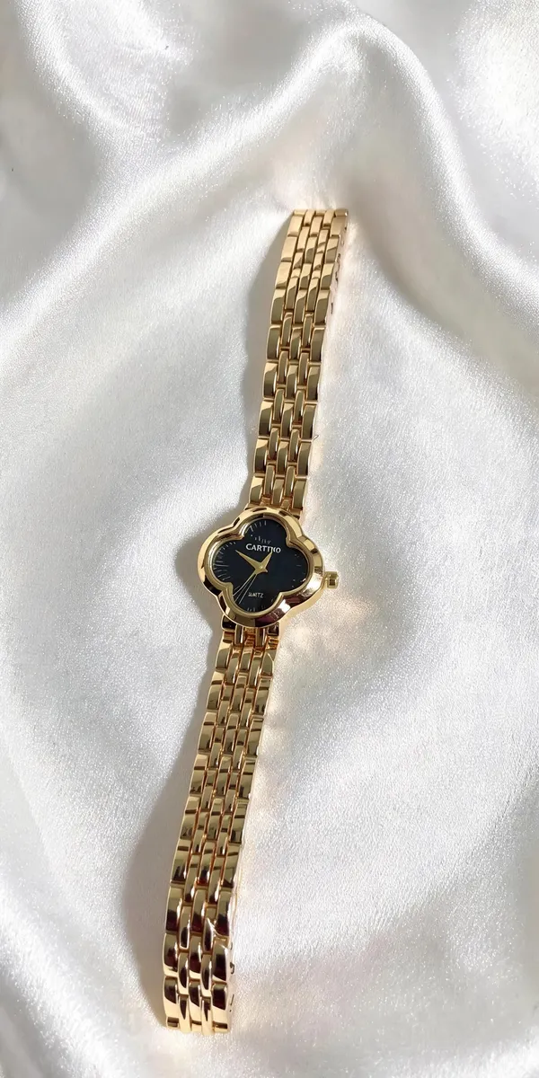 Clover_Dial_Watch