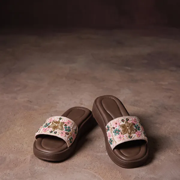 Brown_Synthetic_Slip-On_Embroidered_Flat_Slides_For_Women