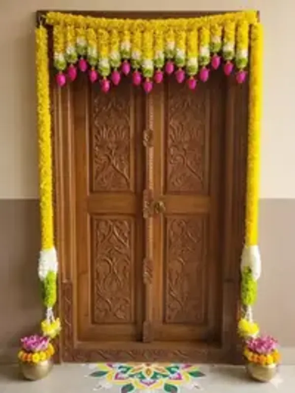 Lemon_Yellow_Floral_Toran_Hanging_Combo_100_Cm_Toran_4_5_Ft_Hanging