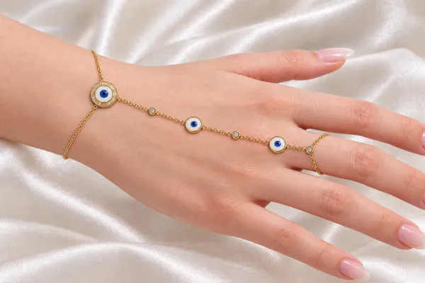 Gold_Evil_Eye_Hand_Chain_Bracelet_for_Women