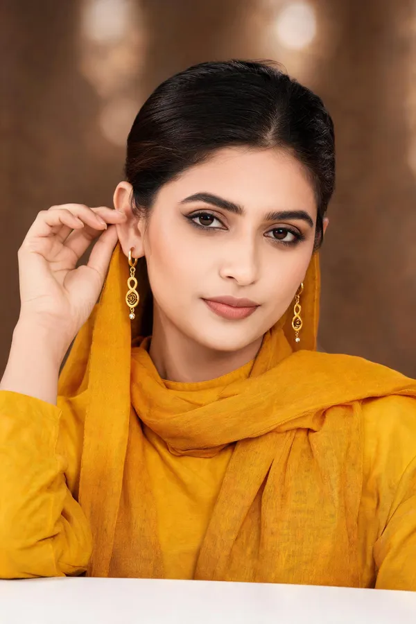 Gold_Tone_Infinity_Floral_Drop_Earrings_for_Women