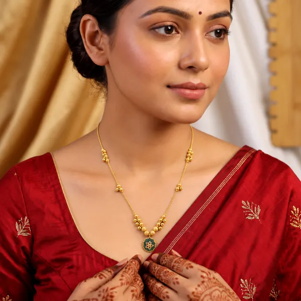 Gold_Tone_Traditional_Necklace_for_Women