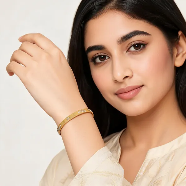 Gold_Tone_Crystal_Embellished_Bangle_for_Women