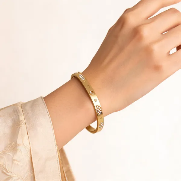 Gold_Tone_Crystal_Embellished_Bangle_for_Women