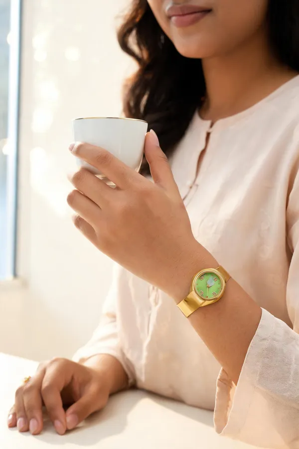 Gold_Tone_Green_Dial_Ring_Watch_for_Women