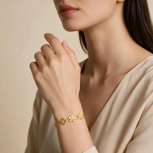 Gold_Floral_Hand_Chain_Bracelet_For_Women