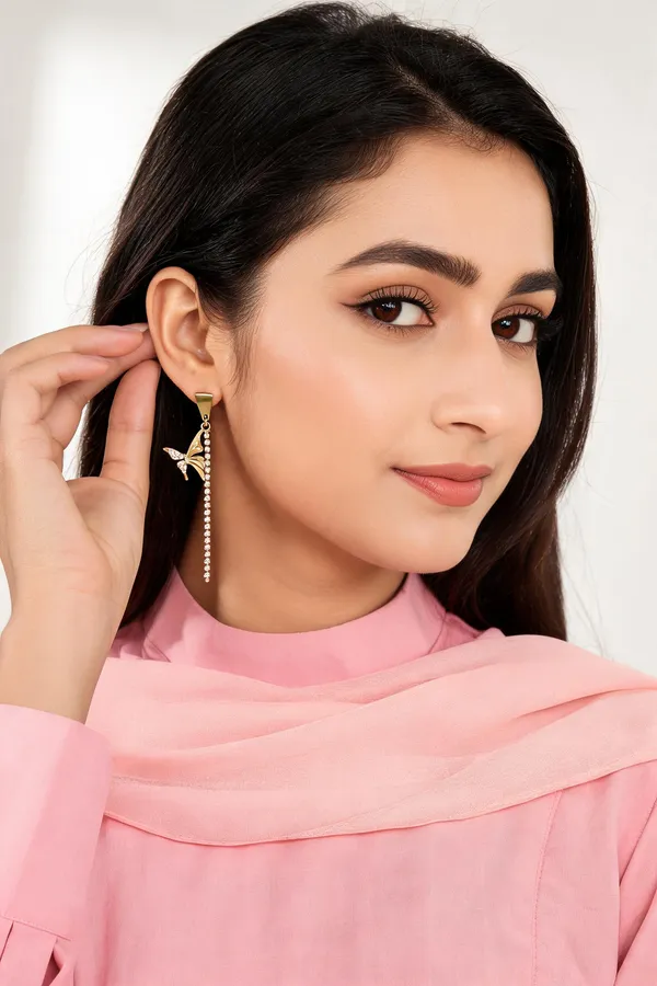 Geometric_Crystal_Long_Drop_Earrings_for_Women_(Anti-Tarnish)