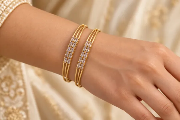 Gold_Tone_Stone_Studded_Bangles_for_Women