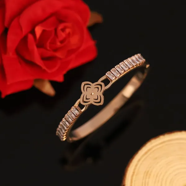 Rose_Gold_Crystal_Floral_Bangle_for_Women