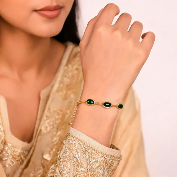 Gold_Tone_Green_Stone_Necklace_for_Women