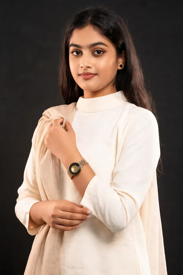 Gold_Tone_Analog_Watch_for_Women