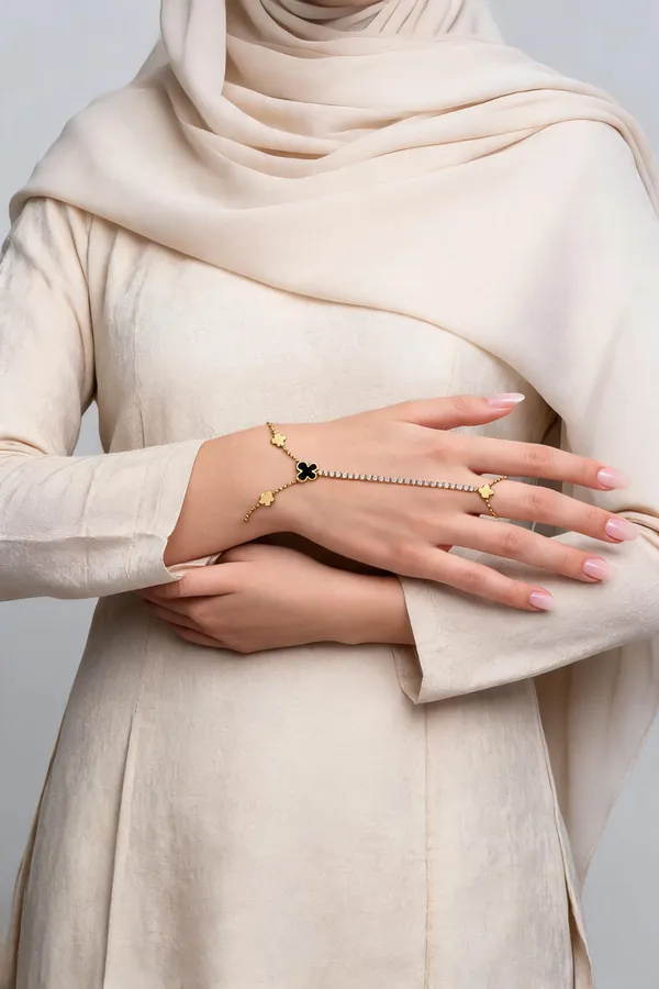 Gold_Tone_Floral_Hand_Chain_Bracelet_Ring_for_Women