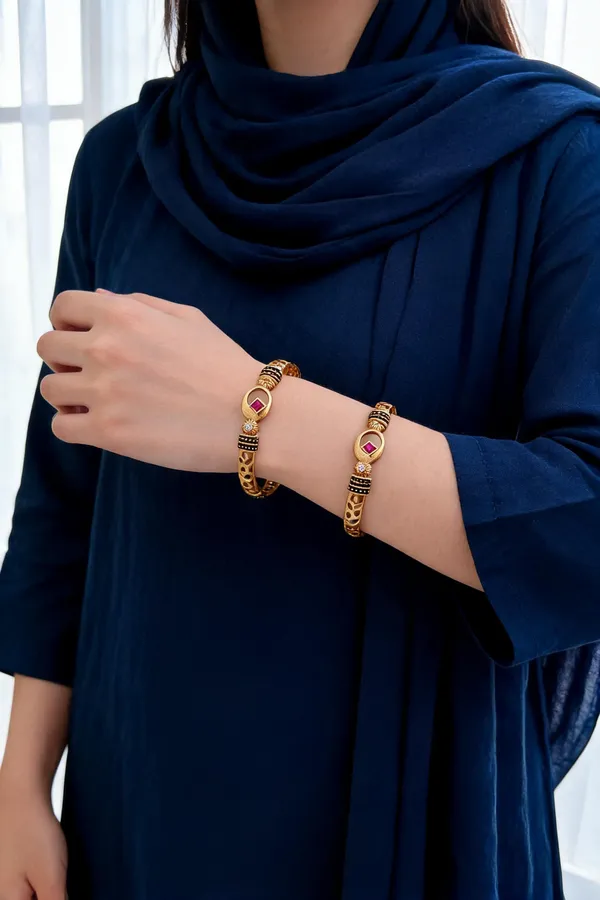 Gold-Tone_Traditional_Embellished_Bangles_for_Women_Set_Of_2