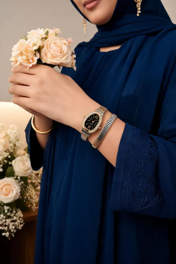 Gold_Tone_Oval_Dial_Bracelet_Watch_Set_for_Women