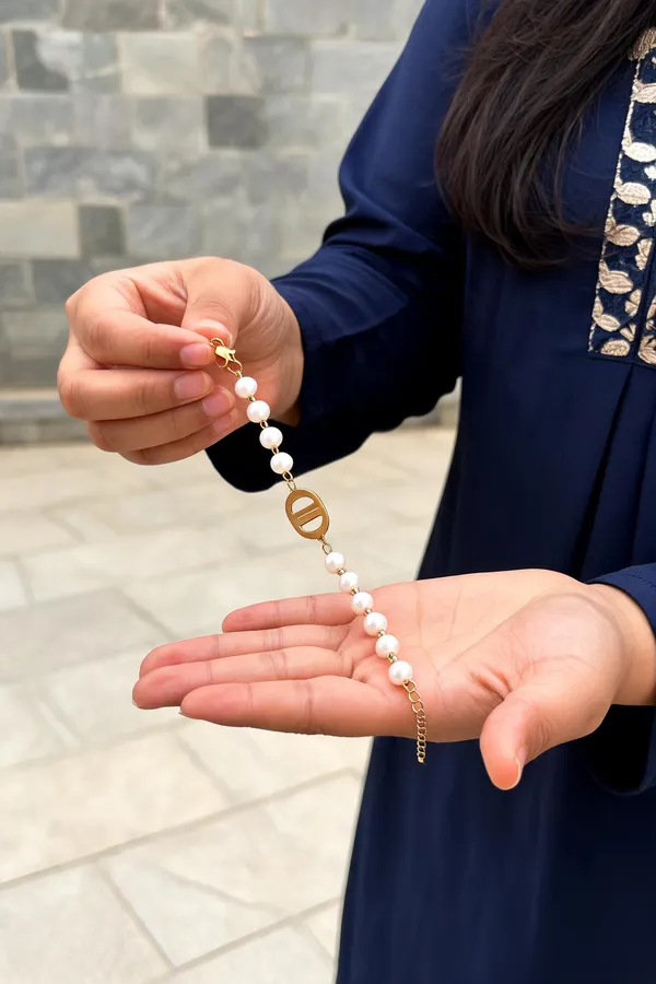 White_Pearl_Gold_Tone_Bracelet_For_Women