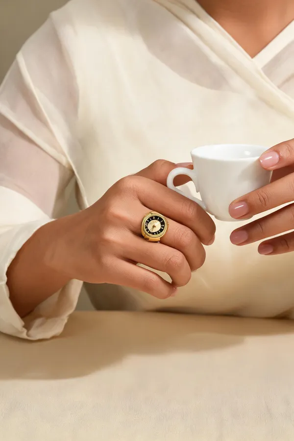 Gold_Tone_Analog_Finger_Ring_Watch_for_Women