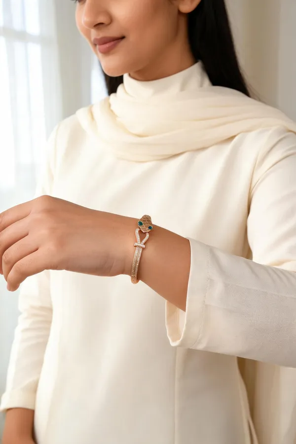 Rose_Gold_Snake_Motif_Bracelet_for_Women