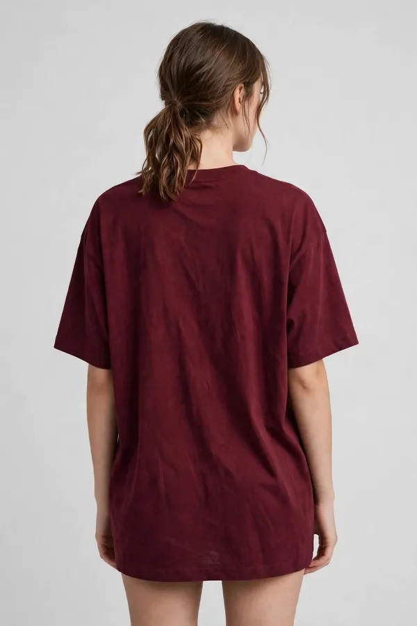 Pineberry_They_don't_know_about_us_Oversized_Tee