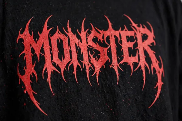 Pineberry_Monster_Oversized_Tee