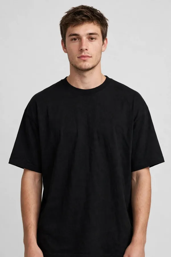 Pineberry_Skate_Man_Oversized_Tee