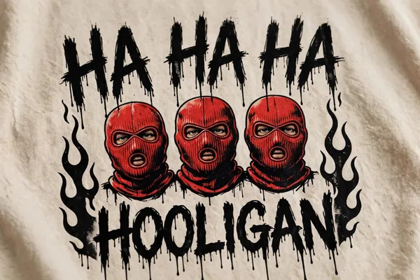 Pineberry_Hooligan_Oversized_Tee