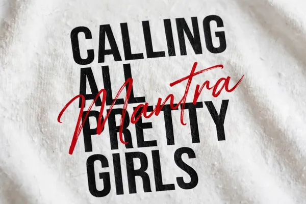 Pineberry_Calling_All_Pretty_Girls_Crop_Top