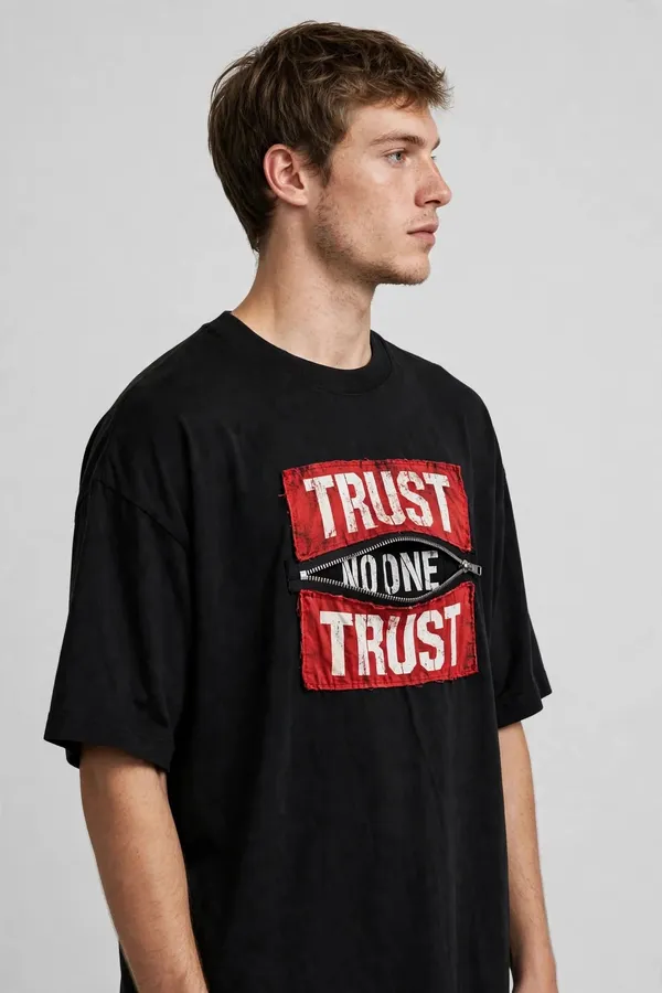 Pineberry_Trust-Distance_Oversized_Tee