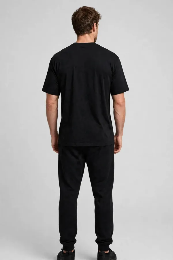 Pineberry_Me_Vs_Me_Oversized_Tee