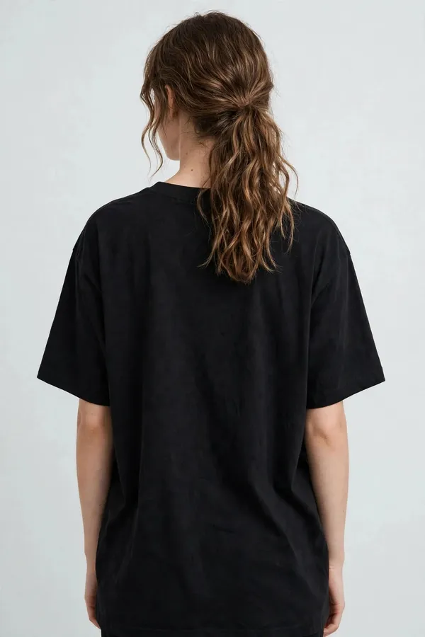 Pineberry_Wanted_Oversized_Tee