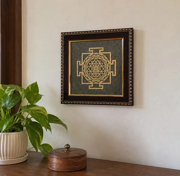 Gold_Metal_Shree_Yantra_On_Natural_Pyrite_Frame_19_X_19_Cm_Ultimate_Money_Magnet_Frame_For_Wealth_Vastu_Protection