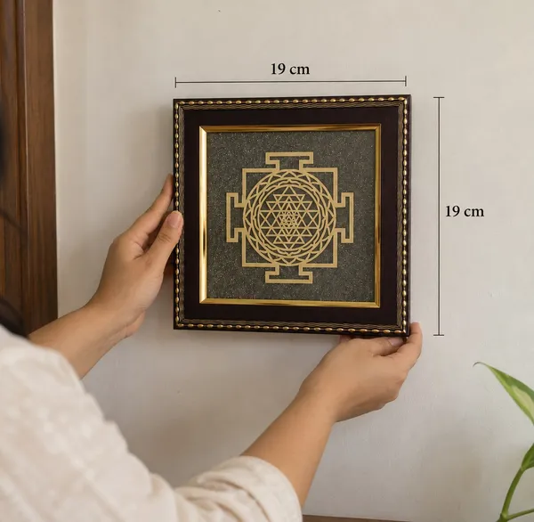 Gold_Metal_Shree_Yantra_On_Natural_Pyrite_Frame_19_X_19_Cm_Ultimate_Money_Magnet_Frame_For_Wealth_Vastu_Protection